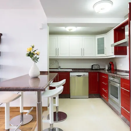 Apartment Attic Vistas Mit Wunderschoenem Meerblick By Interhome *