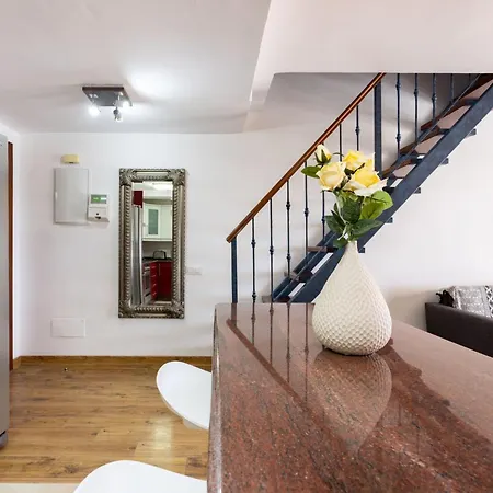 Apartment Attic Vistas Mit Wunderschoenem Meerblick By Interhome