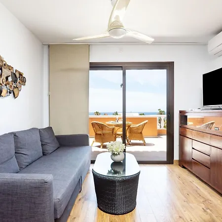 Lejlighed Attic Vistas Mit Wunderschoenem Meerblick By Interhome *